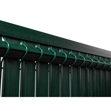 Zoom haut du panneau avec kit PVC Easy Slat vert